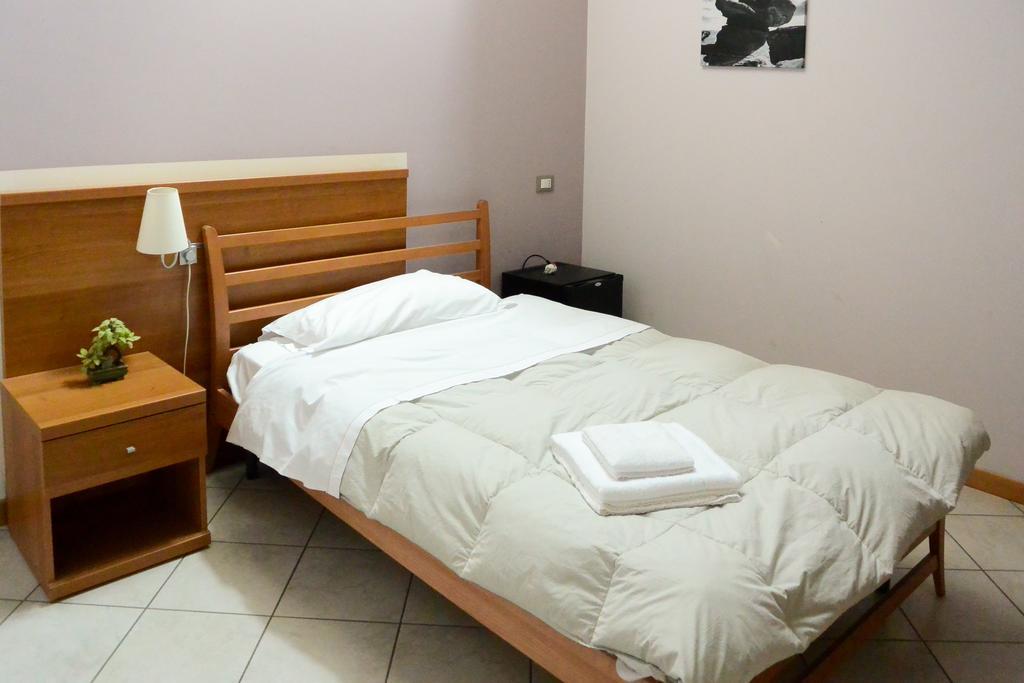 Albergo Meuble Abatjour Mantua Buitenkant foto