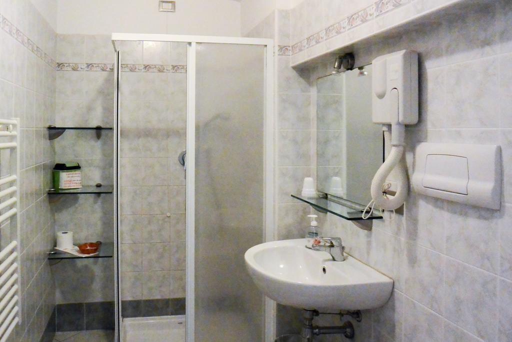 Albergo Meuble Abatjour Mantua Buitenkant foto
