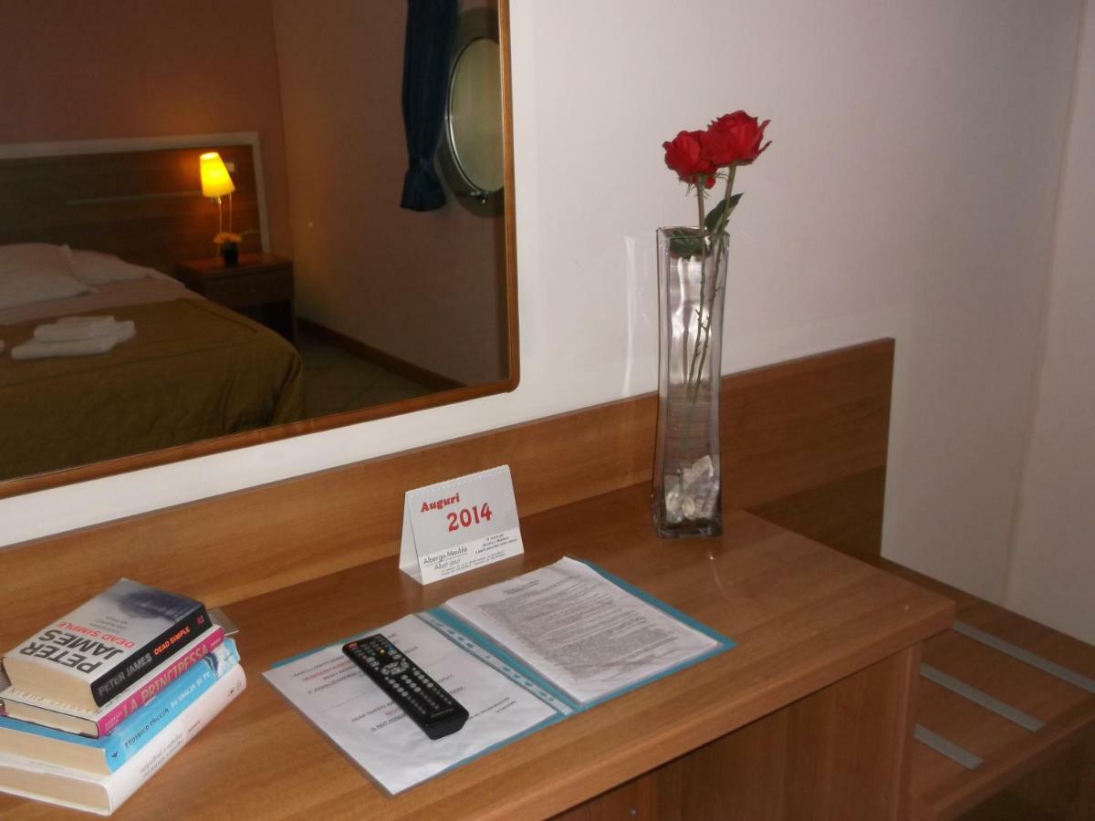 Albergo Meuble Abatjour Mantua Kamer foto